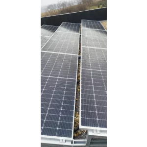 Komplett rendszer SUD 1X5, előtétlemezek rögzítése 5 db fotovoltaikus napelem 15 fokos szögben