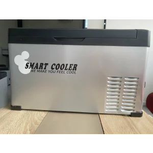 RESIGILAT! Frigider auto cu compresor smart cooler 30l , 12/24/220v, cu display LCD si bluetooth, transformator 220V inclus, taxa verde inclusa